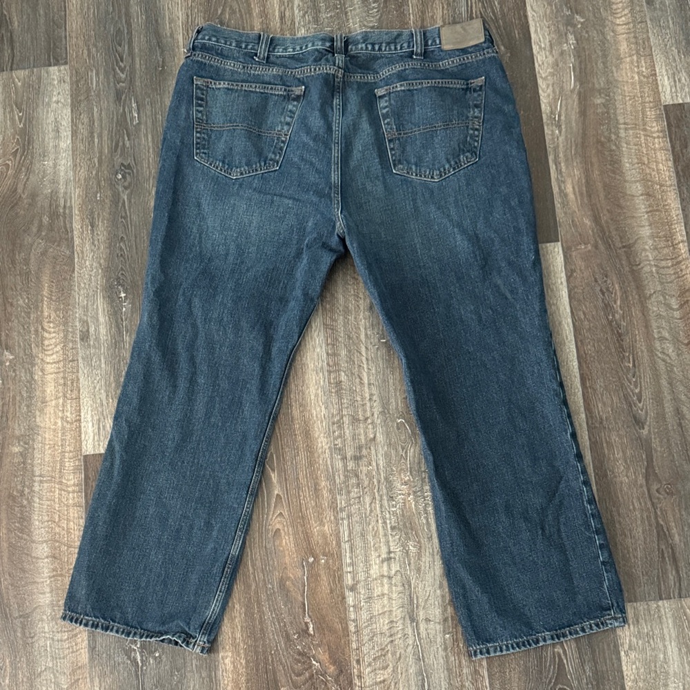 Denver Hayes Men's Relaxed Blue Jeans